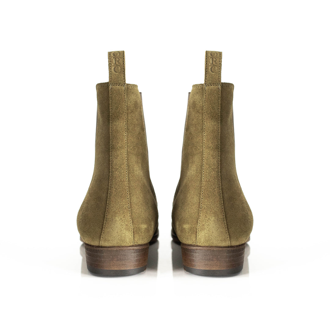 THE OLIVE GRANADA CHELSEA BOOTS